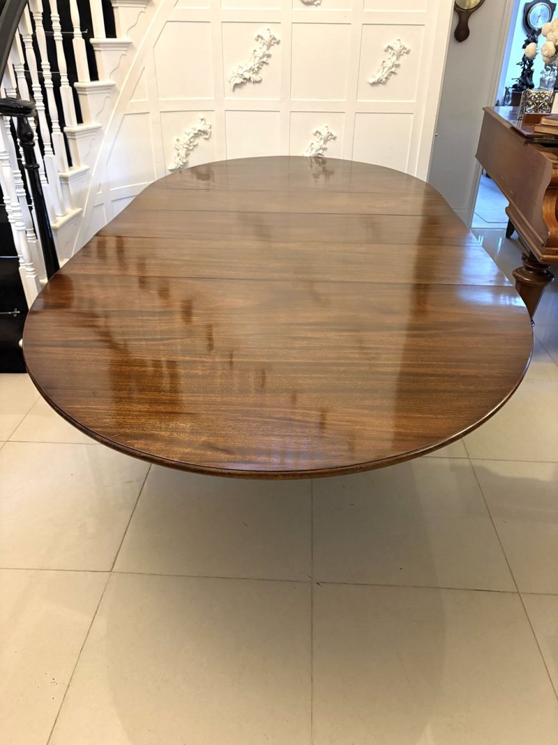 Quality Antique Mahogany Extending 10 Seater Dining Table